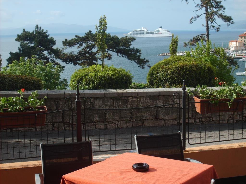 Villa Volosko With Private Parking And Breakfast,Seaview Luaran gambar